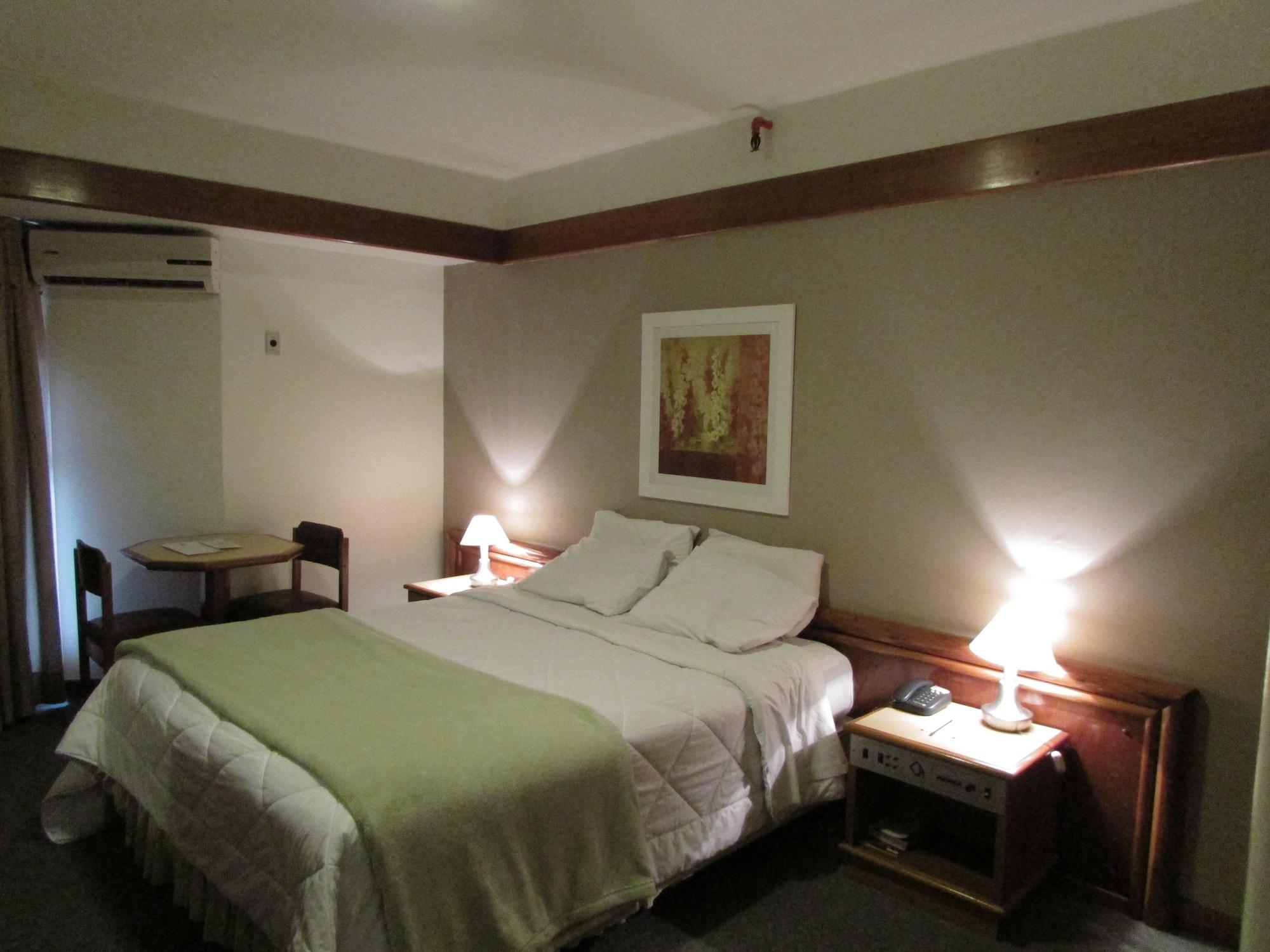 Hotel Continental Porto Alegre e Centro de Eventos Esterno foto