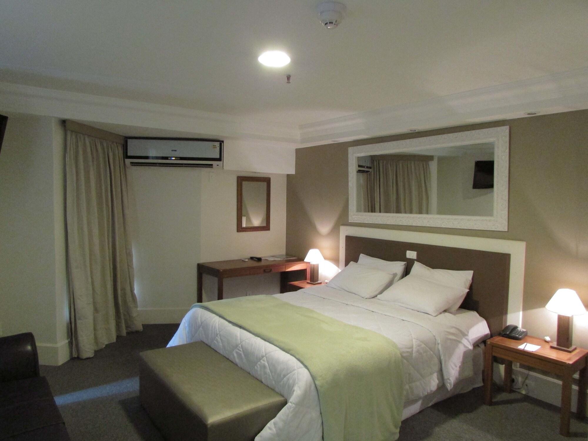 Hotel Continental Porto Alegre e Centro de Eventos Esterno foto